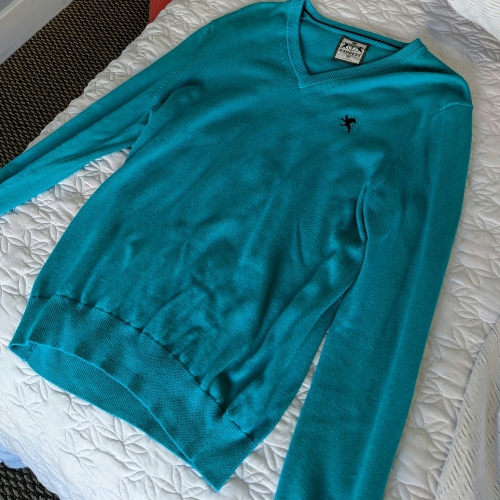 Men's sweater